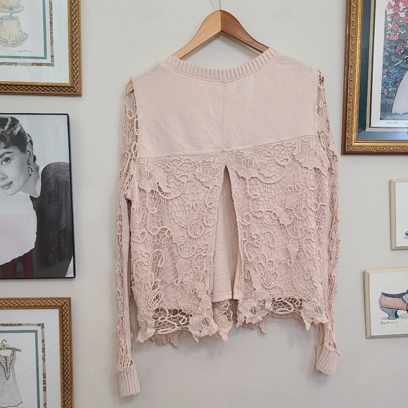 ☆ SOLD ☆ Free People Pretty Rad Crochet Lace Open Back Pullover - Picture 4 of 5